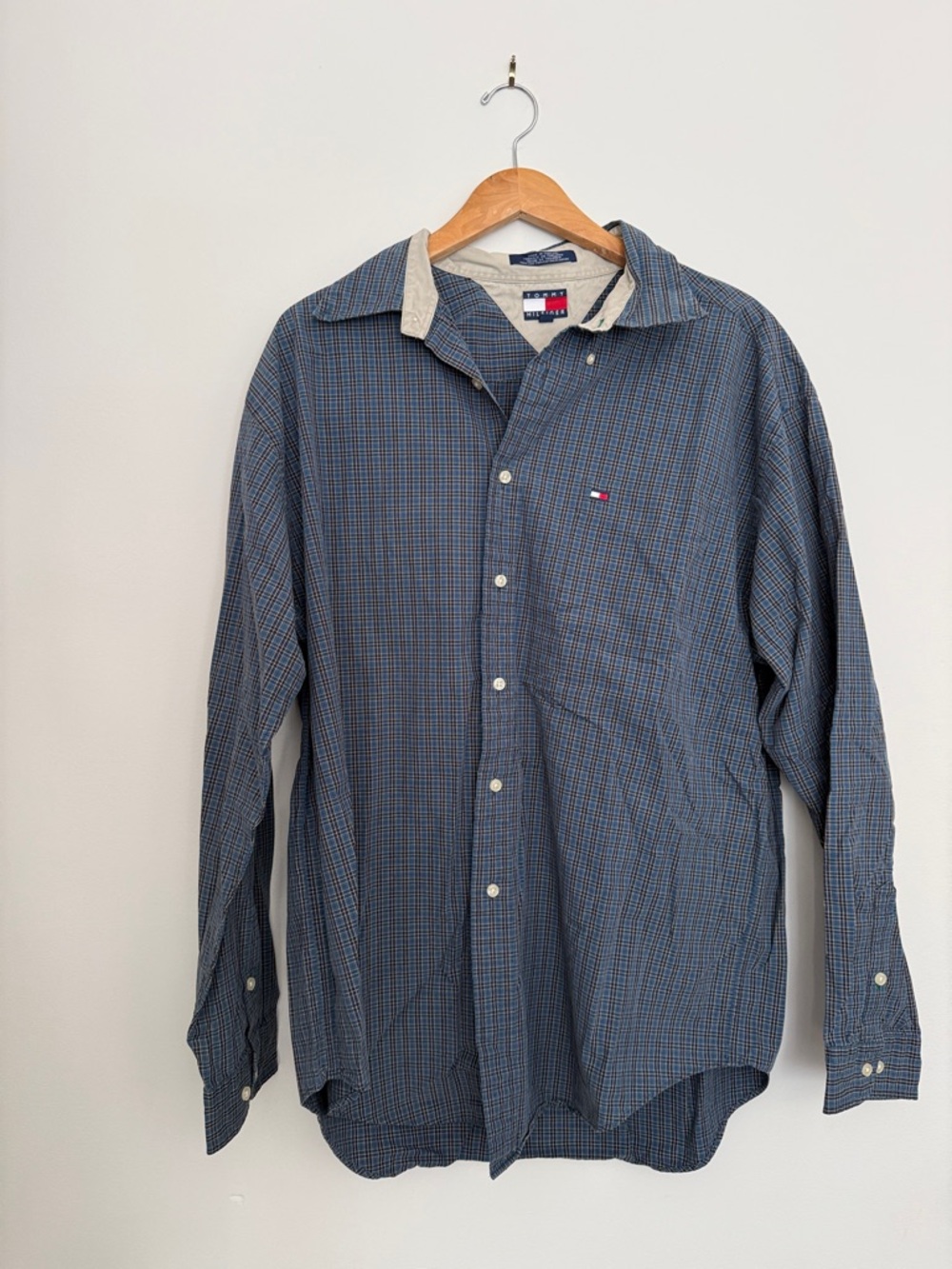 Tommy Hilfiger Men's Blue Plaid Button-Down Shirt